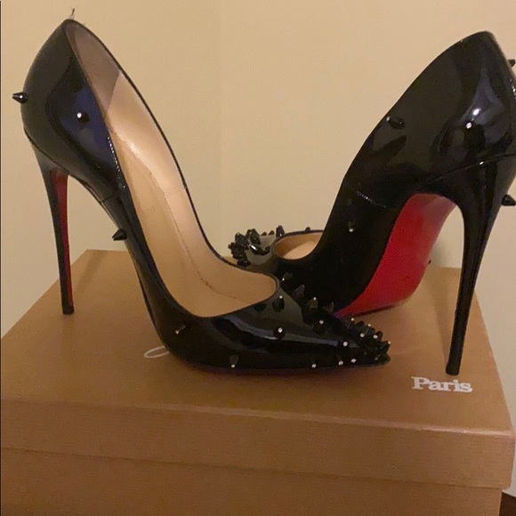 Classic and Classy - Picture 5 of 12